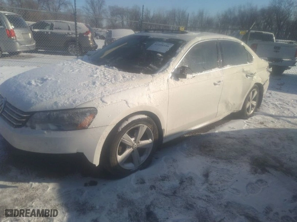 2013 Volkswagen Passat TDI SE w/Sunroof with VIN 1VWBN7A38DC123364, listed as a IAAI auction lot 41408586 with 125,357 mi miles. Bid and sale history available at carsss.com. Image 2.