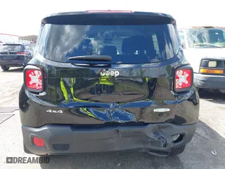 2017 Jeep Renegade Latitude with VIN ZACCJBBB4HPE90100, listed as a IAAI auction lot 41998252 with 84,443 mi miles. Bid and sale history available at carsss.com. Image 6.