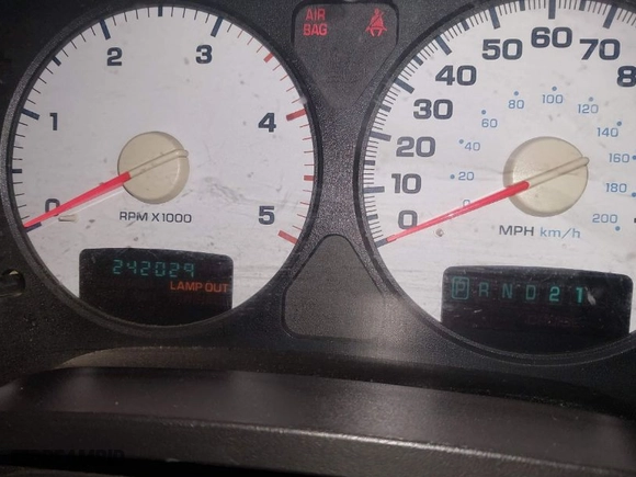 2004 Dodge Ram 2500 SLT with VIN 3D7KU28C44G166973, listed as a IAAI auction lot 41621706 with 242,029 mi miles. Bid and sale history available at carsss.com. Image 15.