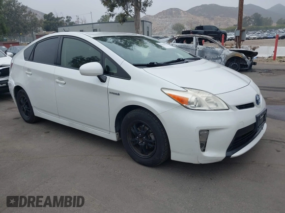 2015 Toyota Prius Four with VIN JTDKN3DU7F0426088, listed as a IAAI auction lot 42157924 with 109,746 mi miles and . Bid and sale history available at DreamBid. Image 1.
