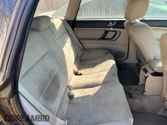 2008 Subaru Outback z VIN 4S4BP60C586304785, wystawiony jako Copart lot #78264124 z przebiegiem 216 034 mil mil oraz Czysty tytuł • Clean title. Historia ofert i sprzedaży dostępna na DreamBid. Obrazek 6.
