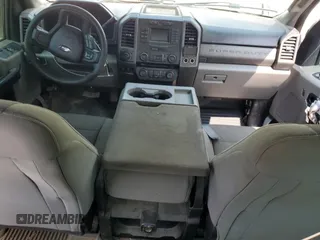 2018 Ford F-250 XL с VIN 1FT7W2BT7JEC53224, выставлен на аукционе Copart как лот 58818595 с пробегом Не указан миль и Списание • Salvage title. История ставок и продаж доступна на DreamBid. Изображение 8.