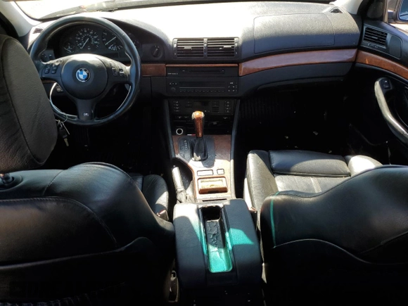2002 BMW 5 Series 530iA with VIN WBADT63422CH95032, listed as a Copart auction lot 60777994 with 191,220 mi miles and Salvage Title. Bid and sale history available at carsss.com. Image 8.