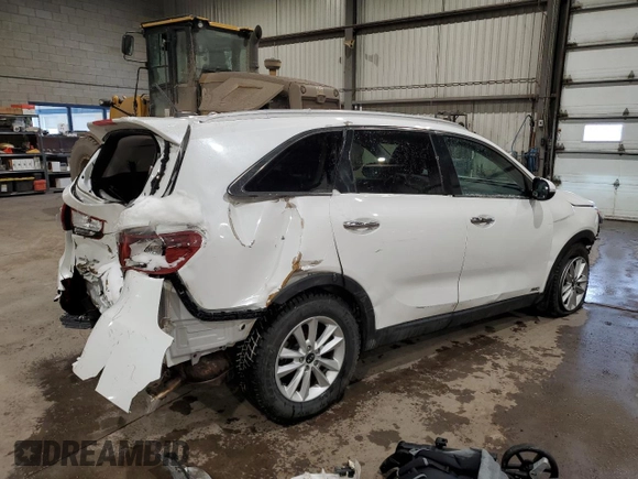 2020 Kia Sorento LX V6 with VIN 5XYPGDA51LG700748, listed as a Copart auction lot 50105295 with 43,620 mi miles and Salvage Title. Bid and sale history available at carsss.com. Image 3.
