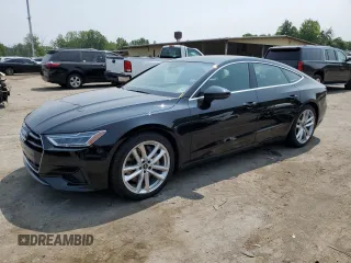 2022 Audi A7 z VIN WAUP2BF23NN057989, wystawiony jako Copart lot #67640184 z przebiegiem 26 739 mil mil oraz Szkody całkowita. Historia ofert i sprzedaży dostępna na DreamBid. Obrazek 1.