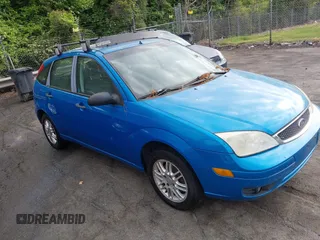 2007 Ford Focus S with VIN 1FAHP37N87W342309, listed as a IAAI auction lot 42152011 with 213,226 mi miles and . Bid and sale history available at carsss.com. Image 1.