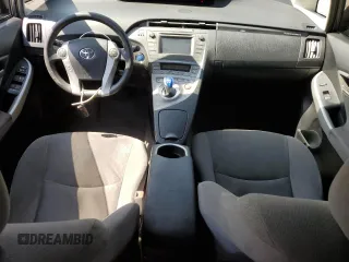 2014 Toyota Prius z VIN JTDKN3DP5E3061823, wystawiony jako Copart lot #51536045 z przebiegiem 231 036 mil mil oraz Szkoda całkowita • Salvage title. Historia ofert i sprzedaży dostępna na DreamBid. Obrazek 8.