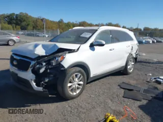 2016 Kia Sorento LX with VIN 5XYPGDA50GG136693, listed as a IAAI auction lot 40649800 with 67,281 mi miles. Bid and sale history available at carsss.com. Image 18.