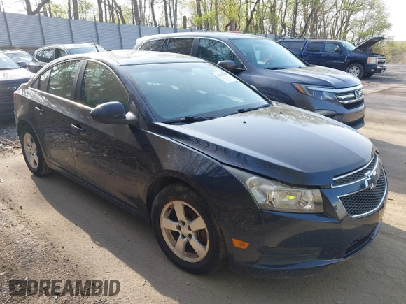 2014 Chevrolet Cruze 1LT with VIN 1G1PC5SB1E7302745, listed as a IAAI auction lot 42142048 with 160,000 mi miles and . Bid and sale history available at DreamBid. Image 1.