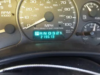 2001 Chevrolet Silverado 1500 LS with VIN 2GCEC19V711128338, listed as a IAAI auction lot 40934362 with 219,613 mi miles. Bid and sale history available at carsss.com. Image 16.