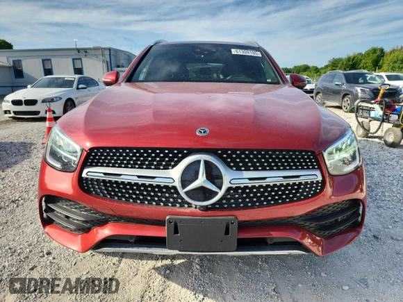 2021 Mercedes-Benz GLC 300 with VIN W1N0G8EB8MF872880, listed as a Copart auction lot 61309195 with 43,816 mi miles and Salvage title. Bid and sale history available at DreamBid. Image 5.