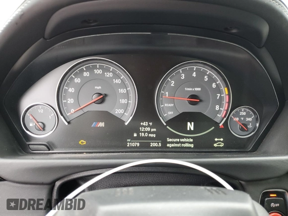 2020 BMW M4 with VIN WBS4Z9C02LEJ63966, listed as a Copart auction lot 43931033 with 21,079 mi miles. Bid and sale history available at carsss.com. Image 9.