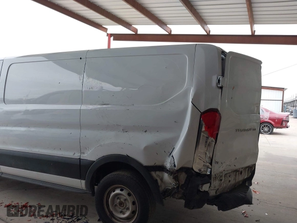 2019 Ford Transit with VIN 1FTYE1ZM2KKB46391, listed as a IAAI auction lot 41362328 with 128,327 mi miles and . Bid and sale history available at carsss.com. Image 19.