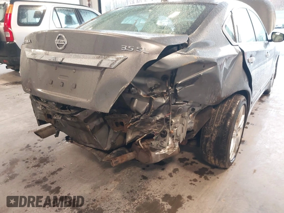2015 Nissan Altima SL with VIN 1N4BL3AP0FC213069, listed as a IAAI auction lot 41931428 with 172,215 mi miles and . Bid and sale history available at carsss.com. Image 6.