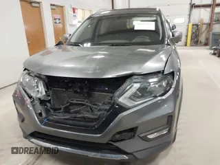 2017 Nissan Rogue SL with VIN 5N1AT2MV8HC822919, listed as a IAAI auction lot 41695713 with 113,226 mi miles. Bid and sale history available at carsss.com. Image 6.