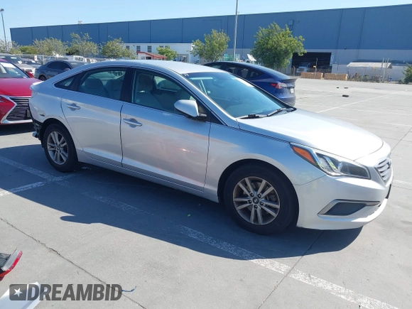 2016 Hyundai Sonata SE with VIN 5NPE24AF2GH386525, listed as a IAAI auction lot 42429207 with 125,833 mi miles and . Bid and sale history available at DreamBid. Image 1.