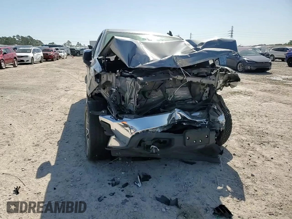 2020 Chevrolet Silverado 1500 LT with VIN 3GCUYDED2LG112375, listed as a Copart auction lot 52380105 with 61,054 mi miles and Salvage Title. Bid and sale history available at DreamBid. Image 10.