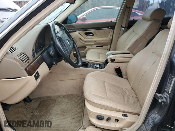 1998 BMW 7 Series 740il with VIN WBAGJ8321WDM23045, listed as a Copart auction lot 87018324 with 43,906 mi miles and Salvage Title. Bid and sale history available at carsss.com. Image 7.