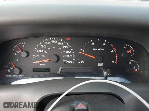 2002 Ford F-250 XL z VIN 1FTNX21F72EA79026, wystawiony jako Copart lot #55917255 z przebiegiem 265 951 mil mil oraz Szkoda całkowita • Salvage title. Historia ofert i sprzedaży dostępna na DreamBid. Obrazek 9.