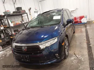 2024 Honda Odyssey Touring with VIN 5FNRL6H88RB032902, listed as a IAAI auction lot 41868511 with 12,621 mi miles. Bid and sale history available at carsss.com. Image 12.