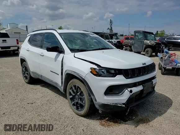 2025 Jeep Compass Latitude с VIN 3C4NJDBN5ST516783, выставлен на аукционе Copart как лот 58801145 с пробегом 2 863 миль миль и Списание • Salvage title. История ставок и продаж доступна на DreamBid. Изображение 14.