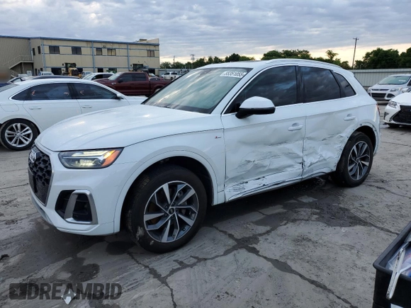 2023 Audi Q5 S line Premium Plus z VIN WA1EAAFY4P2035574, wystawiony jako Copart lot #55351055 z przebiegiem 19 777 mil mil oraz Szkoda całkowita • Salvage title. Historia ofert i sprzedaży dostępna na DreamBid. Obrazek 1.