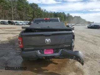 2023 Ram 2500 Laramie z VIN 3C6UR5FL3PG540235, wystawiony jako Copart lot #46997225 z przebiegiem 73 442 mil mil oraz Szkoda całkowita • Salvage title. Historia ofert i sprzedaży dostępna na DreamBid. Obrazek 6.