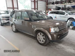 2010 Land Rover LR4 HSE z VIN SALAG2D42AA536395, wystawiony jako IAAI lot #42612499 z przebiegiem 193 876 mil mil oraz . Historia ofert i sprzedaży dostępna na DreamBid. Obrazek 1.