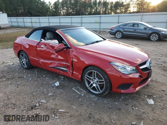 2015 Mercedes-Benz E 400 with VIN WDDKK6FF2FF302399, listed as a Copart auction lot 81930564 with 12,716 mi miles and Salvage title. Bid and sale history available at DreamBid. Image 4.