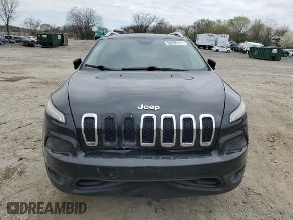 2016 Jeep Cherokee Latitude with VIN 1C4PJMCS3GW323322, listed as a Copart auction lot 50206185 with 183,062 mi miles and Salvage Title. Bid and sale history available at carsss.com. Image 5.