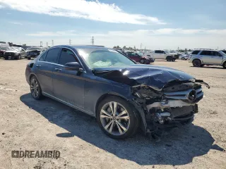 2018 Mercedes-Benz C 350e with VIN 55SWF4HB4JU262496, listed as a Copart auction lot 70704394 with 99,518 mi miles and Clean title. Bid and sale history available at DreamBid. Image 4.