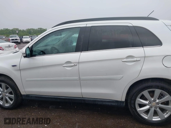 2015 Mitsubishi Outlander GT with VIN 4A4AR4AW5FE049655, listed as a IAAI auction lot 42352679 with 160,393 mi miles and . Bid and sale history available at DreamBid. Image 14.