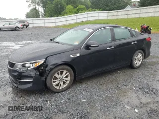 2017 Kia Optima LX z VIN 5XXGT4L35HG140087, wystawiony jako Copart lot #56630285 z przebiegiem 131 307 mil mil oraz Szkoda całkowita • Salvage title. Historia ofert i sprzedaży dostępna na DreamBid. Obrazek 1.