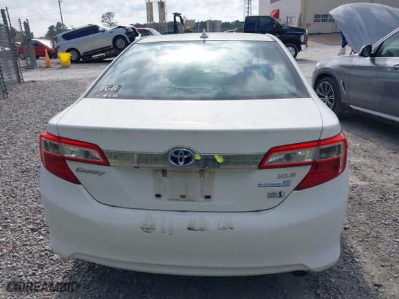 2012 Toyota Camry Hybrid XLE with VIN 4T1BD1FKXCU030157, listed as a IAAI auction lot 42040131 with 237,412 mi miles. Bid and sale history available at carsss.com. Image 16.