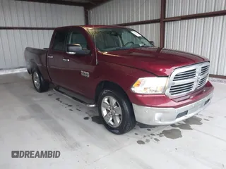 2017 Ram 1500 SLT z VIN 1C6RR7GG2HS569738, wystawiony jako IAAI lot #41954545 z przebiegiem 149 472 mil mil oraz . Historia ofert i sprzedaży dostępna na DreamBid. Obrazek 1.