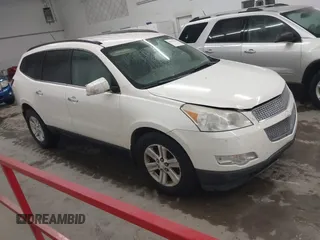 2014 Chevrolet Traverse LT with VIN 1GNKVGKDXEJ368164, listed as a IAAI auction lot 41912321 with 202,618 mi miles. Bid and sale history available at carsss.com. Image 1.