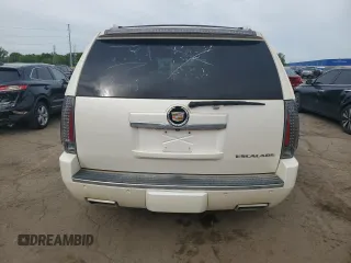 2012 Cadillac Escalade Premium z VIN 1GYS4CEF2CR315324, wystawiony jako Copart lot #58447245 z przebiegiem 227 418 mil mil oraz Czysty tytuł • Clean title. Historia ofert i sprzedaży dostępna na DreamBid. Obrazek 6.