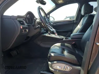 2016 Porsche Macan S z VIN WP1AB2A54GLB51595, wystawiony jako Copart lot #55669595 z przebiegiem 49 805 mil mil oraz Szkoda całkowita • Salvage title. Historia ofert i sprzedaży dostępna na DreamBid. Obrazek 7.