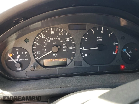 1998 BMW 3 Series Z3 1.9 with VIN 4USCH7336WLE08592, listed as a Copart auction lot 64323205 with 104,281 mi miles and Clean title. Bid and sale history available at DreamBid. Image 9.