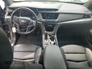 2021 Cadillac XT5 AWD Luxury with VIN 1GYKNBR49MZ221393, listed as a Copart auction lot 59322505 with 33,892 mi miles and Salvage title. Bid and sale history available at DreamBid. Image 8.