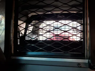 2017 Ford Police Interceptor Utility z VIN 1FM5K8ATXHGC35415, wystawiony jako Copart lot #73063734 z przebiegiem 122 404 mil mil oraz Szkoda całkowita • Salvage title. Historia ofert i sprzedaży dostępna na DreamBid. Obrazek 10.