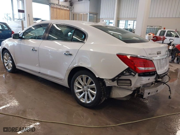 2015 Buick LaCrosse Leather with VIN 1G4GB5G35FF229006, listed as a IAAI auction lot 41576573 with 86,940 mi miles. Bid and sale history available at carsss.com. Image 3.