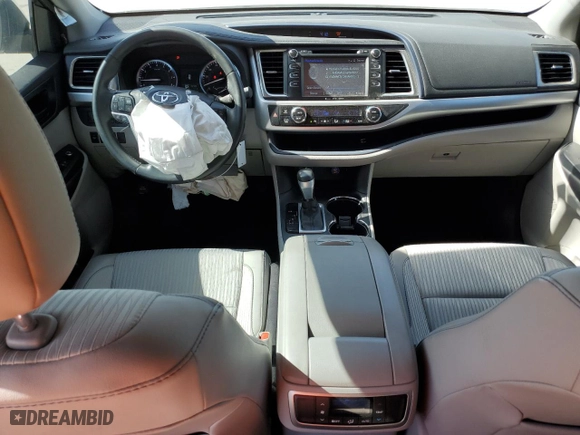 2016 Toyota Highlander LE Plus with VIN 5TDZKRFH7GS166851, listed as a Copart auction lot 52811805 with 124,509 mi miles and Salvage Title. Bid and sale history available at carsss.com. Image 8.