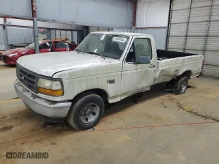 1996 Ford F-150 Special with VIN 1FTEF15Y3TLB56562, listed as a Copart auction lot 67680484 with 175,741 mi miles and Salvage Title. Bid and sale history available at carsss.com. Image 1.