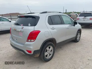 2021 Chevrolet Trax LT с VIN KL7CJPSB8MB321938, выставлен на аукционе IAAI как лот 42025160 с пробегом 101 634 миль миль и . История ставок и продаж доступна на DreamBid. Изображение 4.