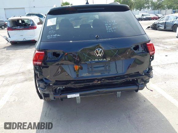 2024 Volkswagen Tiguan S with VIN 3VVRB7AX4RM201384, listed as a IAAI auction lot 42401212 with 11,986 mi miles and . Bid and sale history available at DreamBid. Image 6.