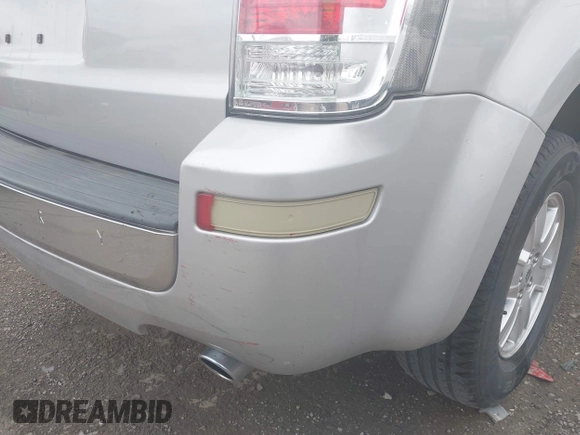 2008 Mercury Mariner с VIN 4M2CU91148KJ18642, выставлен на аукционе IAAI как лот 42022518 с пробегом 90 305 миль миль и . История ставок и продаж доступна на DreamBid. Изображение 6.
