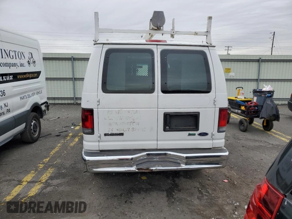 2010 Ford Econoline Cargo Commercial z VIN 1FTNE2EW6ADA01583, wystawiony jako Copart lot #85033044 z przebiegiem 98 464 mil mil oraz Czysty tytuł • Clean title. Historia ofert i sprzedaży dostępna na DreamBid. Obrazek 6.