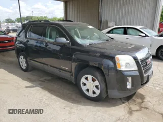 2015 GMC Terrain SLT z VIN 2GKALSEK9F6350054, wystawiony jako Copart lot #59152485 z przebiegiem 121 042 mil mil oraz Czysty tytuł • Clean title. Historia ofert i sprzedaży dostępna na DreamBid. Obrazek 4.
