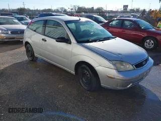 2007 Ford Focus S with VIN 1FAFP31N97W218727, listed as a IAAI auction lot 41001411 with 135,456 mi miles and . Bid and sale history available at carsss.com. Image 1.